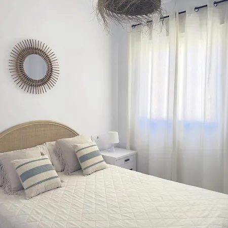 Vibes Center Flat